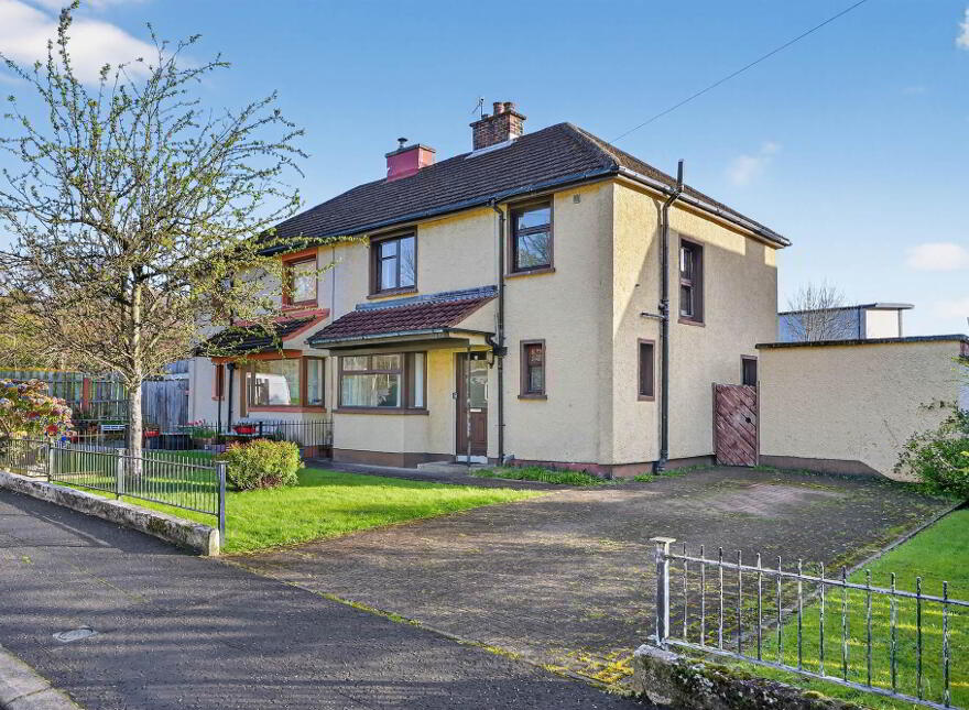12 Carnanmore Park, Suffolk, Belfast, BT11 9LX