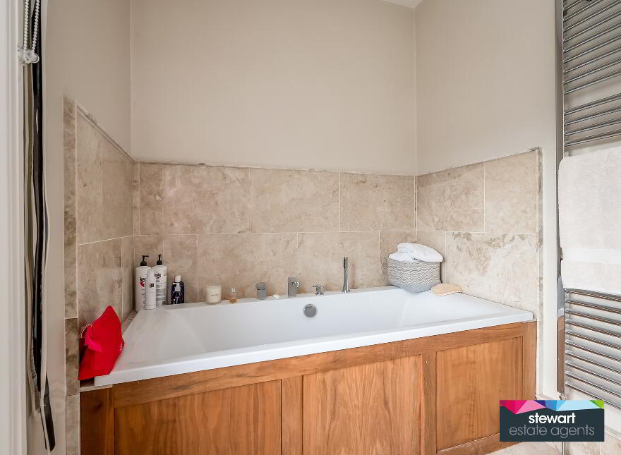 43 Lurgan Road, Glenavy, Crumlin, BT29 4QB