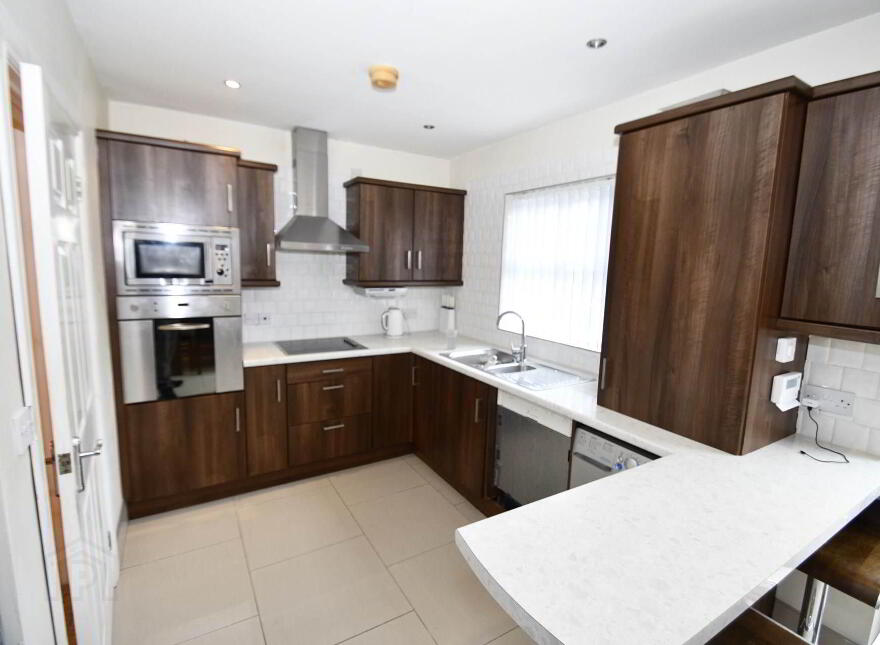 10 Mount Eagles Link, Dunmurry, Belfast, BT17 0FY
