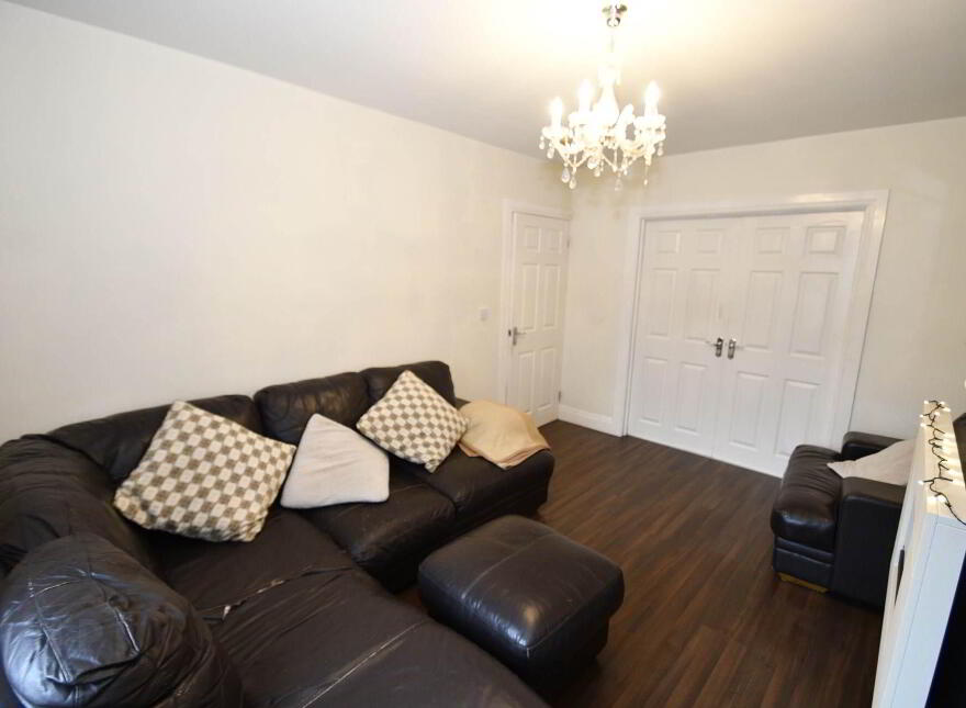 10 Mount Eagles Link, Dunmurry, Belfast, BT17 0FY