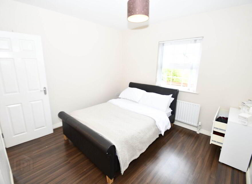 10 Mount Eagles Link, Dunmurry, Belfast, BT17 0FY