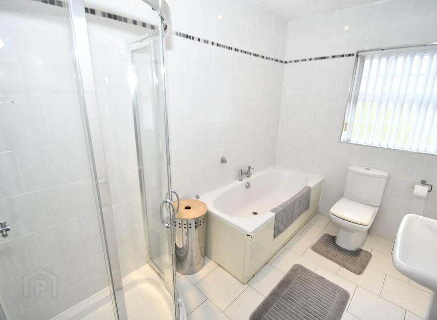 10 Mount Eagles Link, Dunmurry, Belfast, BT17 0FY