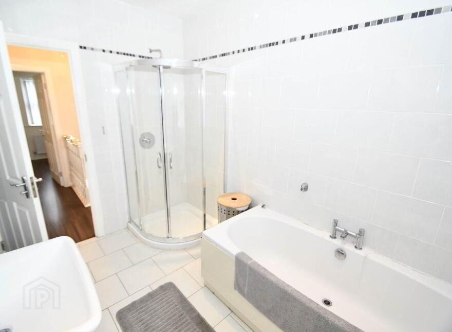 10 Mount Eagles Link, Dunmurry, Belfast, BT17 0FY