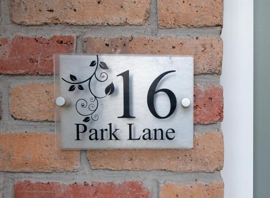 16 Park Lane, Downpatrick, BT30 6GH