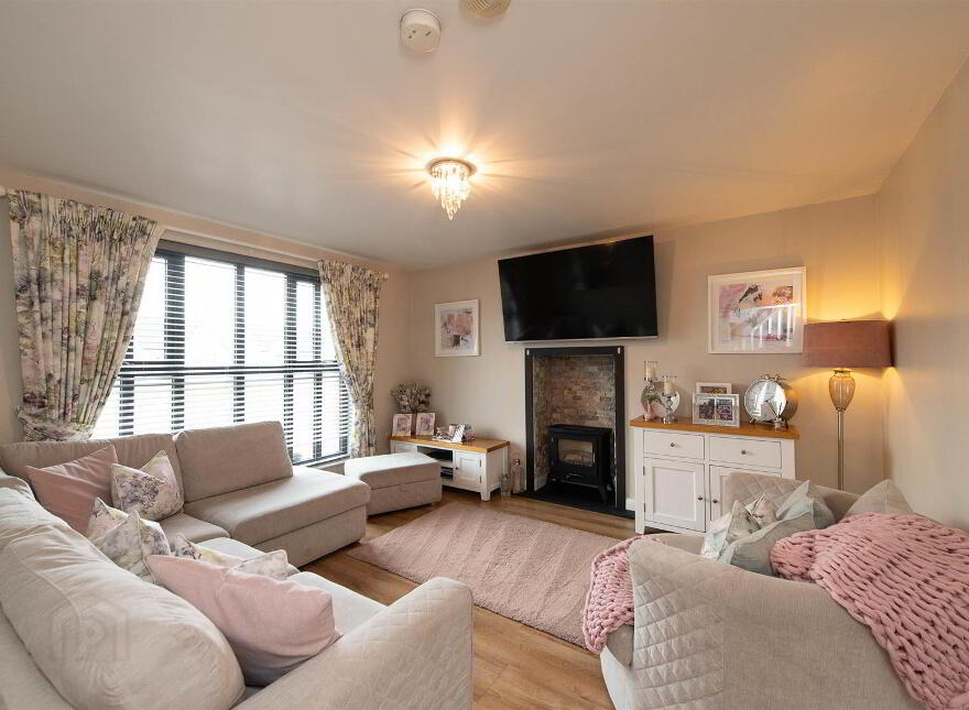 16 Park Lane, Downpatrick, BT30 6GH