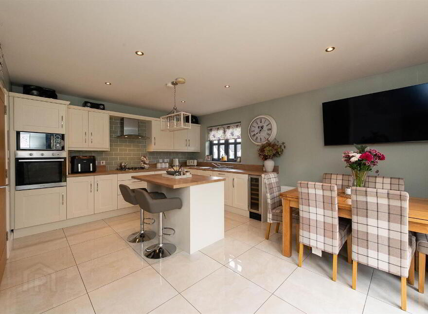 16 Park Lane, Downpatrick, BT30 6GH