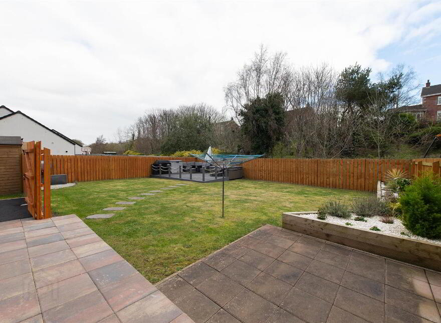 16 Park Lane, Downpatrick, BT30 6GH