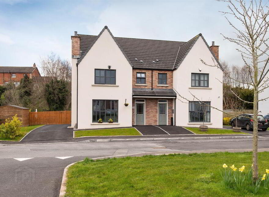 16 Park Lane, Downpatrick, BT30 6GH