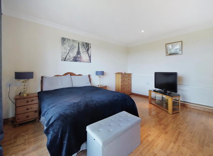 Fawninoughan, Milford, F92X211