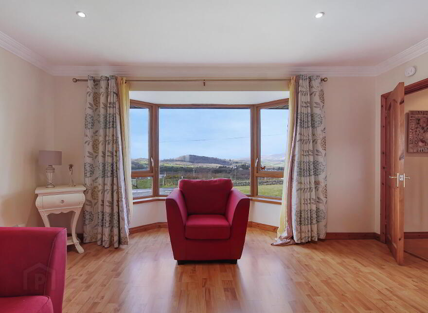 Fawninoughan, Milford, F92X211