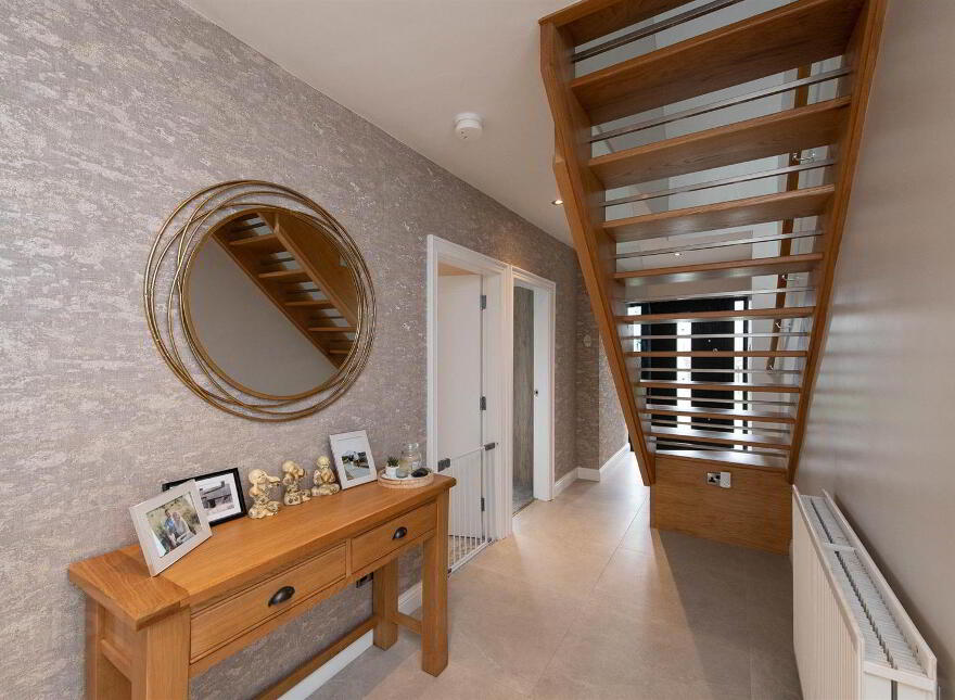 72 Annacloy Road, Downpatrick, BT30 9AQ