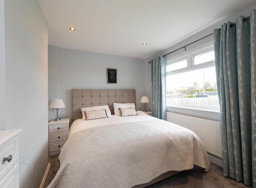 72 Annacloy Road, Downpatrick, BT30 9AQ