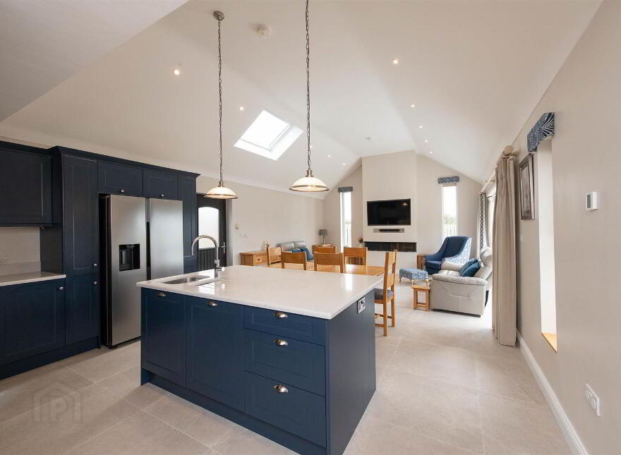72 Annacloy Road, Downpatrick, BT30 9AQ