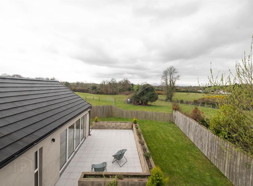 72 Annacloy Road, Downpatrick, BT30 9AQ