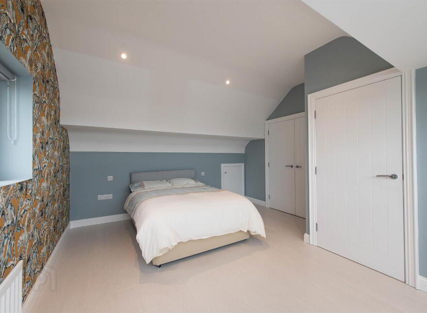 72 Annacloy Road, Downpatrick, BT30 9AQ