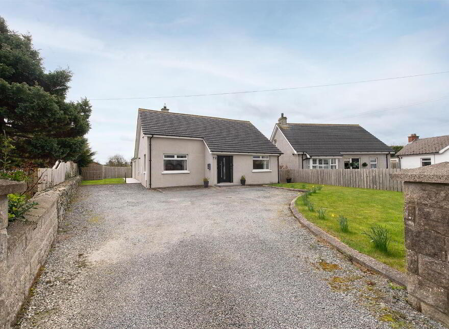 72 Annacloy Road, Downpatrick, BT30 9AQ