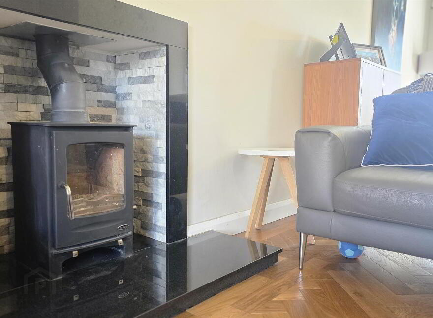 2 Carnbeg Meadows, Antrim, BT41 4RG