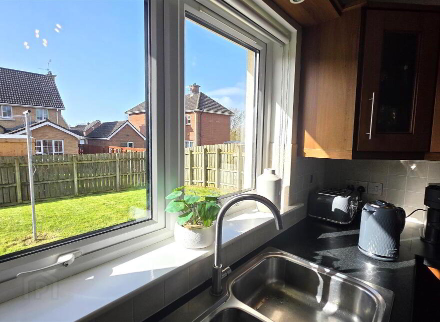 2 Carnbeg Meadows, Antrim, BT41 4RG
