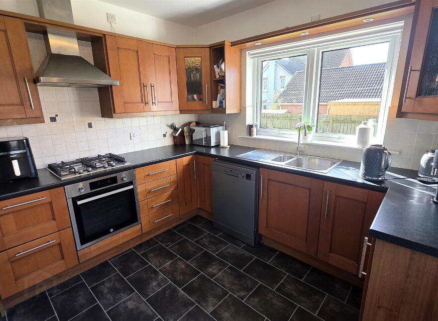 2 Carnbeg Meadows, Antrim, BT41 4RG