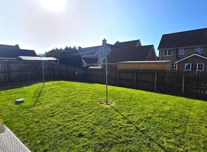 2 Carnbeg Meadows, Antrim, BT41 4RG