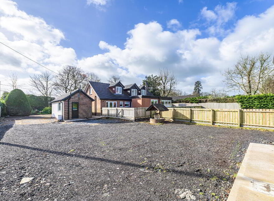 40 Mill Hill, Waringstown, BT66 7QW