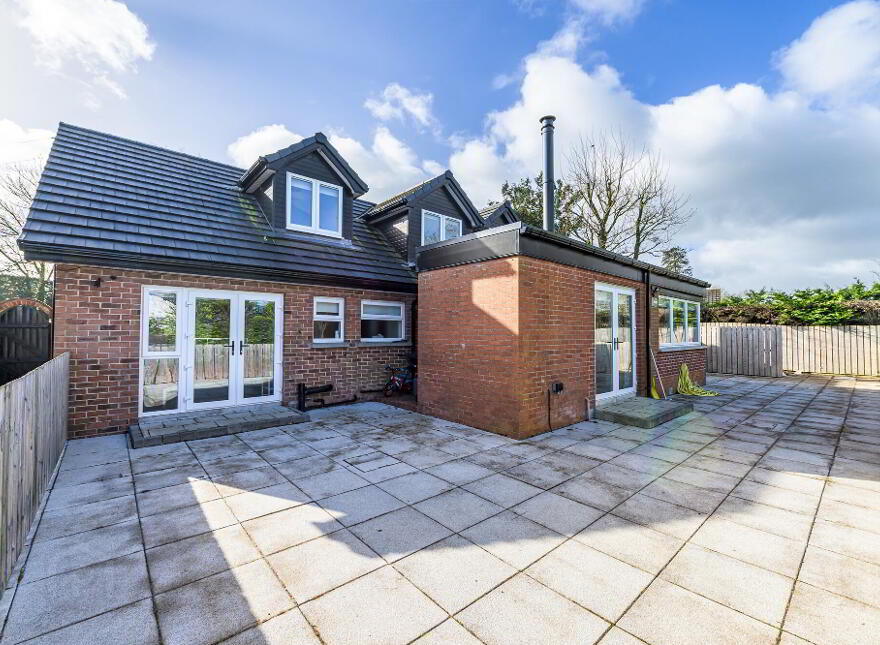 40 Mill Hill, Waringstown, BT66 7QW