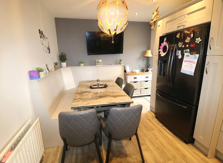 11 Fenaghy Park, Galgorm, Ballymena, BT42 1JT