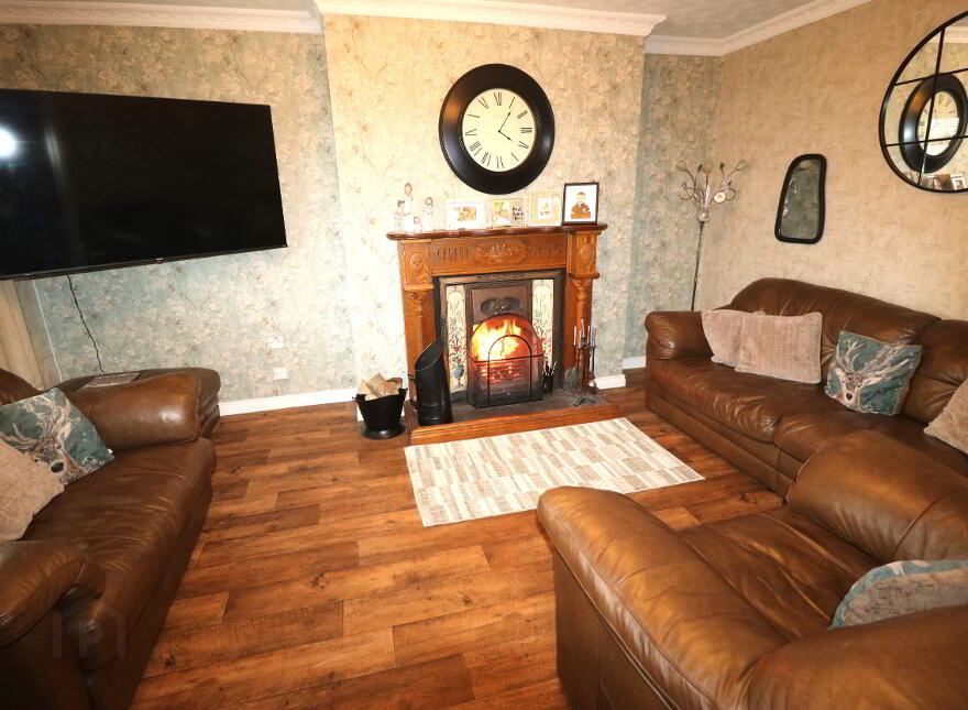 11 Fenaghy Park, Galgorm, Ballymena, BT42 1JT