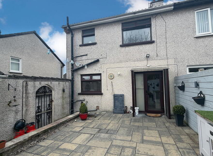 11 Fenaghy Park, Galgorm, Ballymena, BT42 1JT