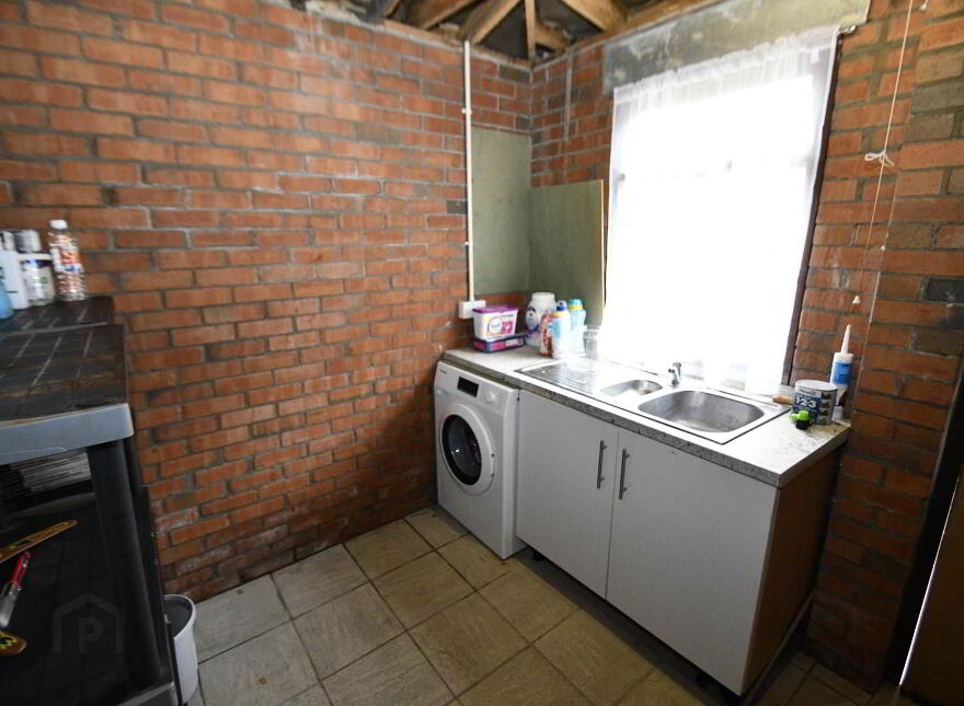 23 Airfield Heights, Andersonstown, Belfast, BT11 8QU
