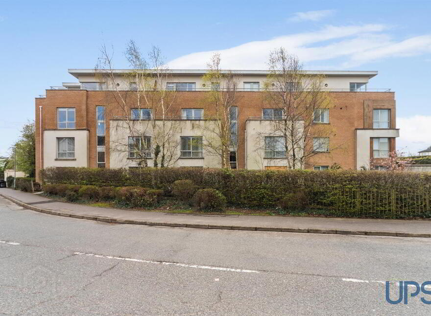 Apartment 5 1c Mayfield Square, Blacks Road, Belfast, BT10 0QT
