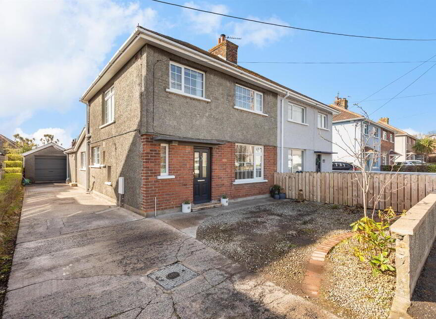 13 Gloucester Avenue, Donaghadee, BT21 0JA