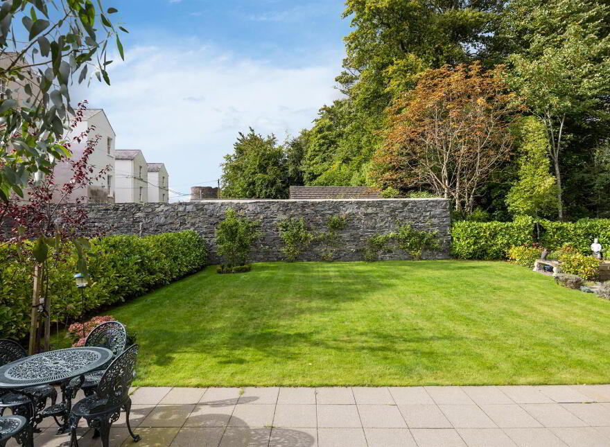 3 Martello Gate, Holywood, BT18 9GE