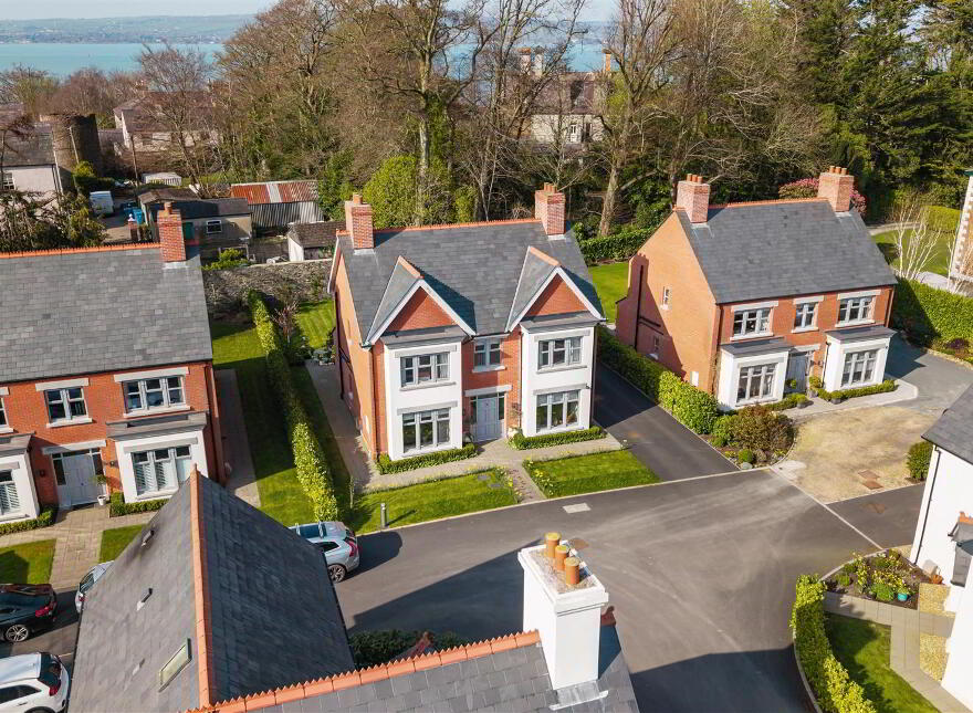 3 Martello Gate, Holywood, BT18 9GE