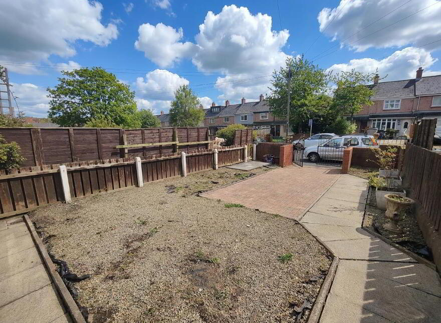 44 Stratford Gardens, Belfast, BT14 7NS