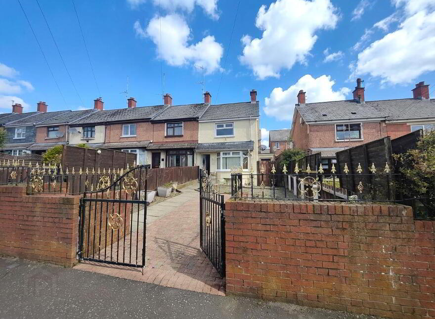 44 Stratford Gardens, Belfast, BT14 7NS
