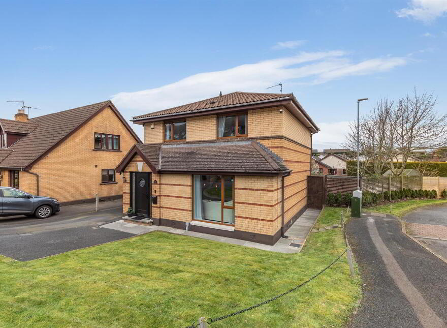94 Old Mill Park, Dundonald, Belfast, BT16 1WF