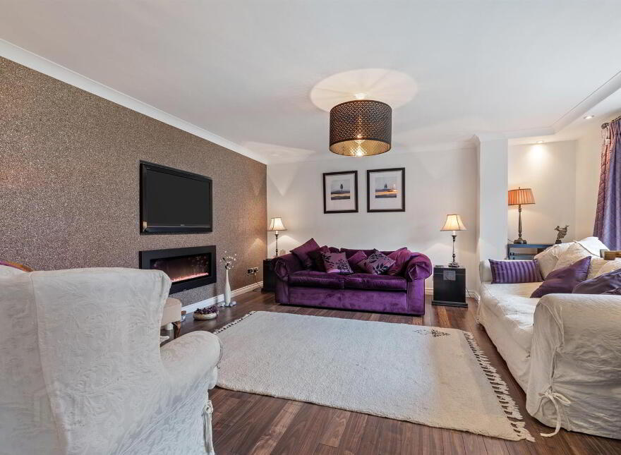 94 Old Mill Park, Dundonald, Belfast, BT16 1WF