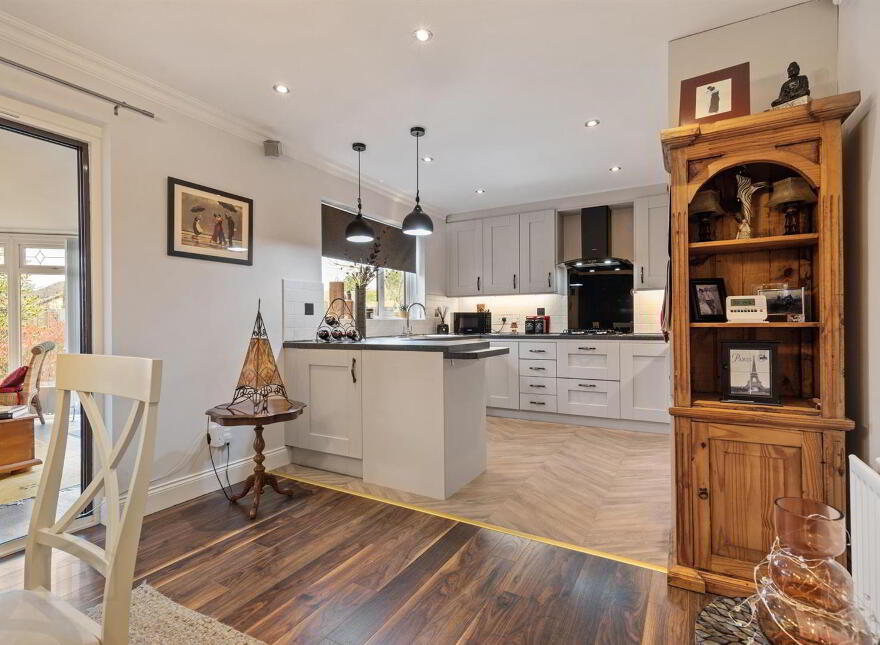 94 Old Mill Park, Dundonald, Belfast, BT16 1WF