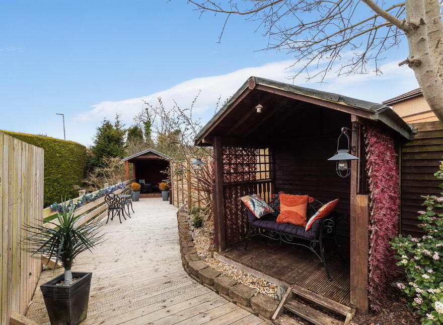 94 Old Mill Park, Dundonald, Belfast, BT16 1WF