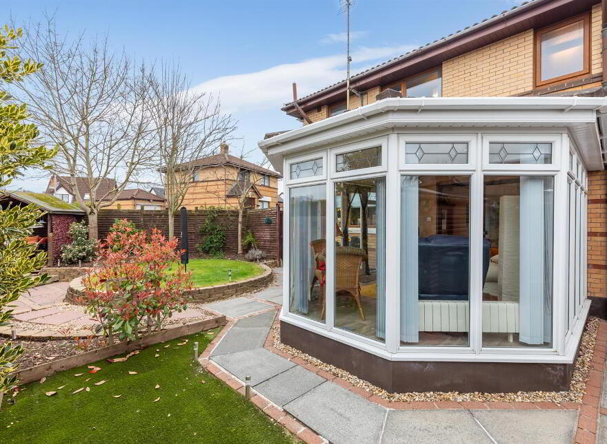 94 Old Mill Park, Dundonald, Belfast, BT16 1WF