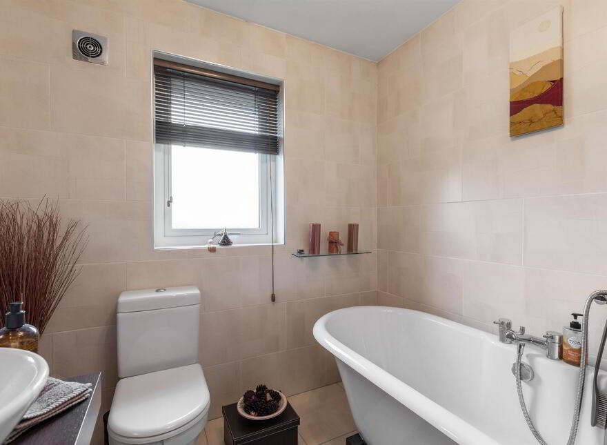 94 Old Mill Park, Dundonald, Belfast, BT16 1WF