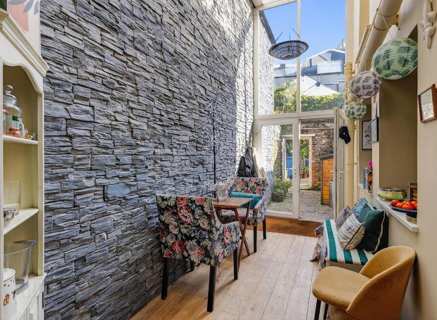 3 Carisbrooke Terrace, Bangor, BT20 5JA