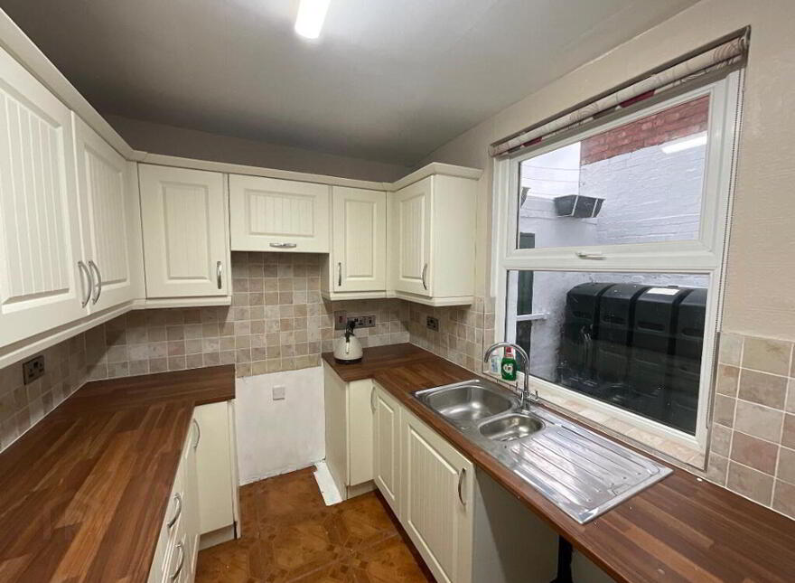 42 Manor Street, Belfast, BT14 6EA