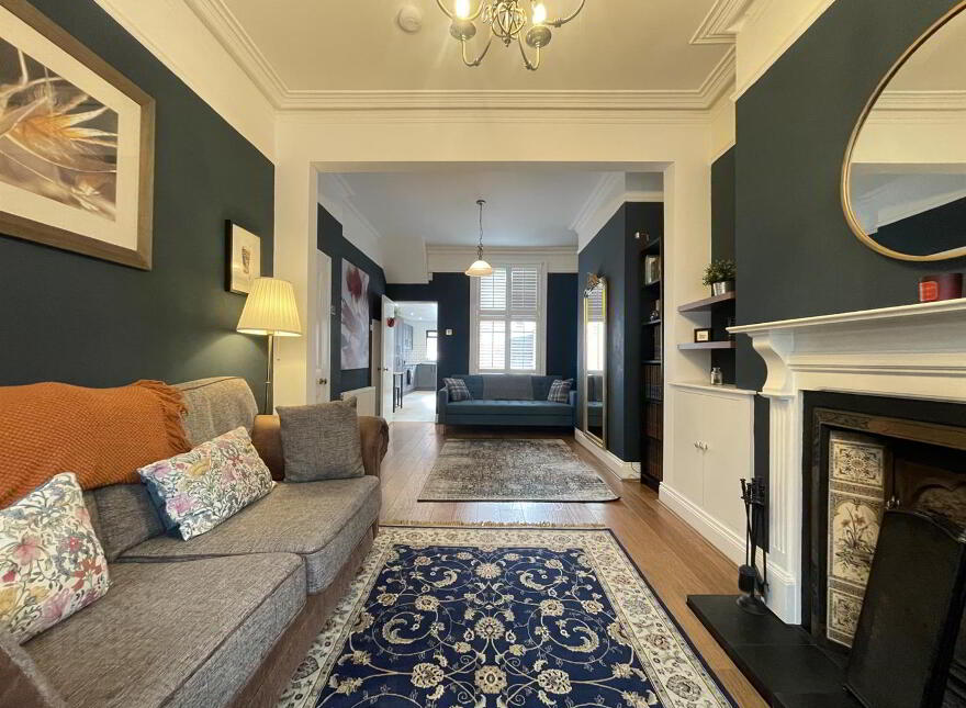 12 Adelaide Avenue, Lisburn Road, Belfast, BT9 7FY