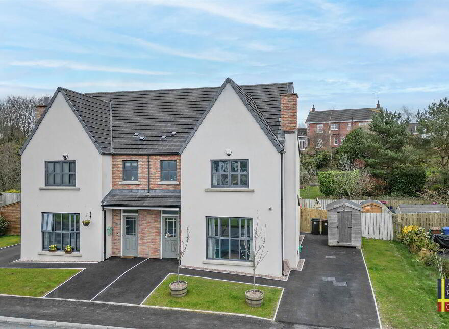 14 Park Lane, Downpatrick, BT30 6GH