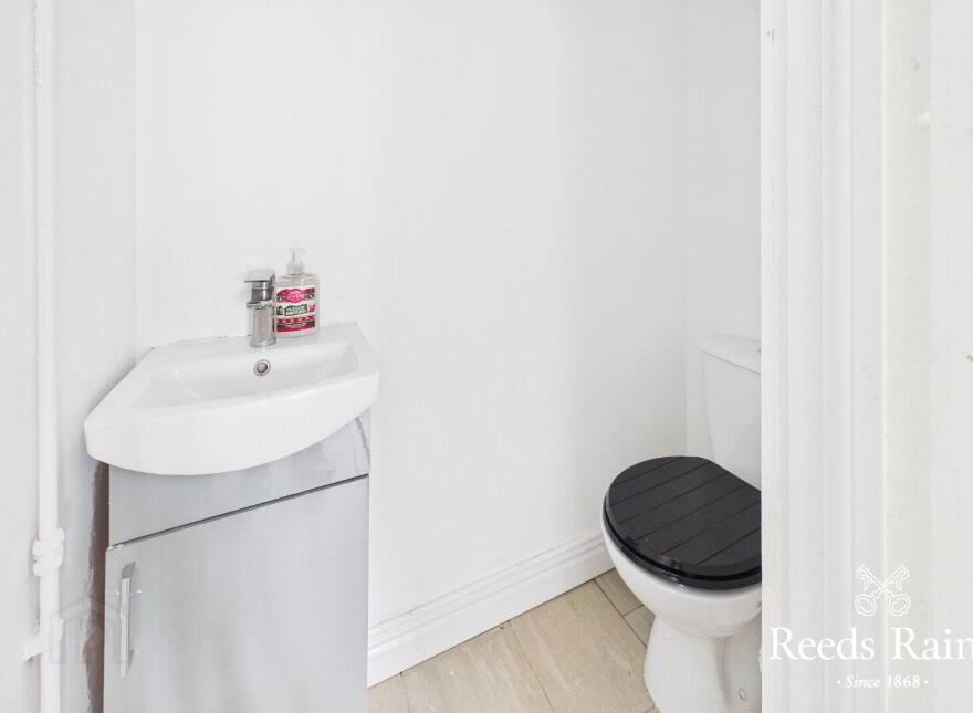 81 Doagh Road, Newtownabbey, BT37 9QN