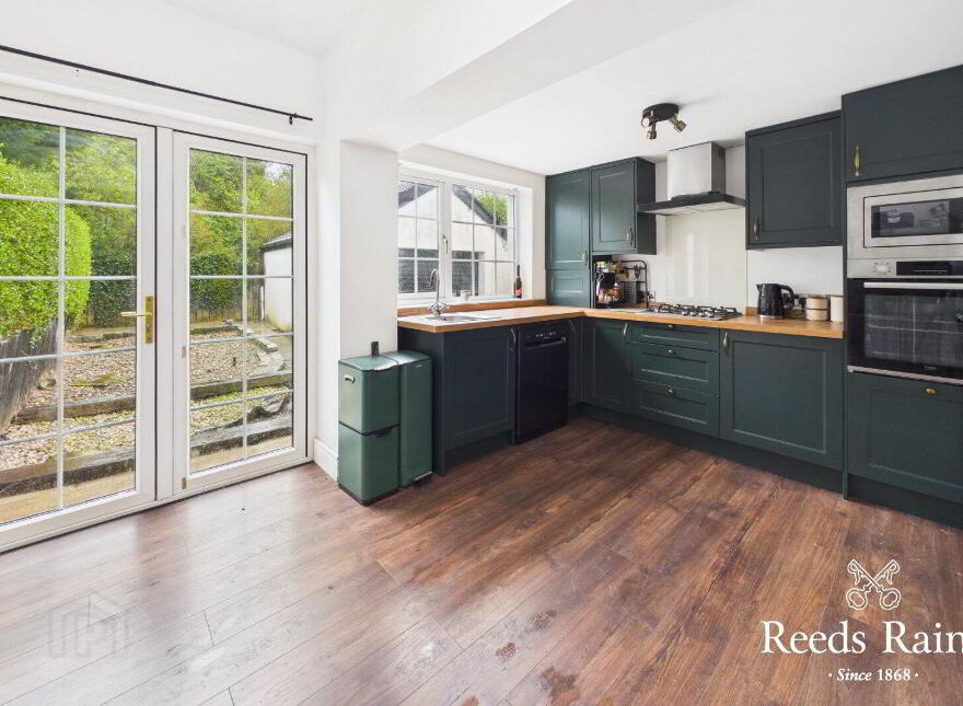 81 Doagh Road, Newtownabbey, BT37 9QN