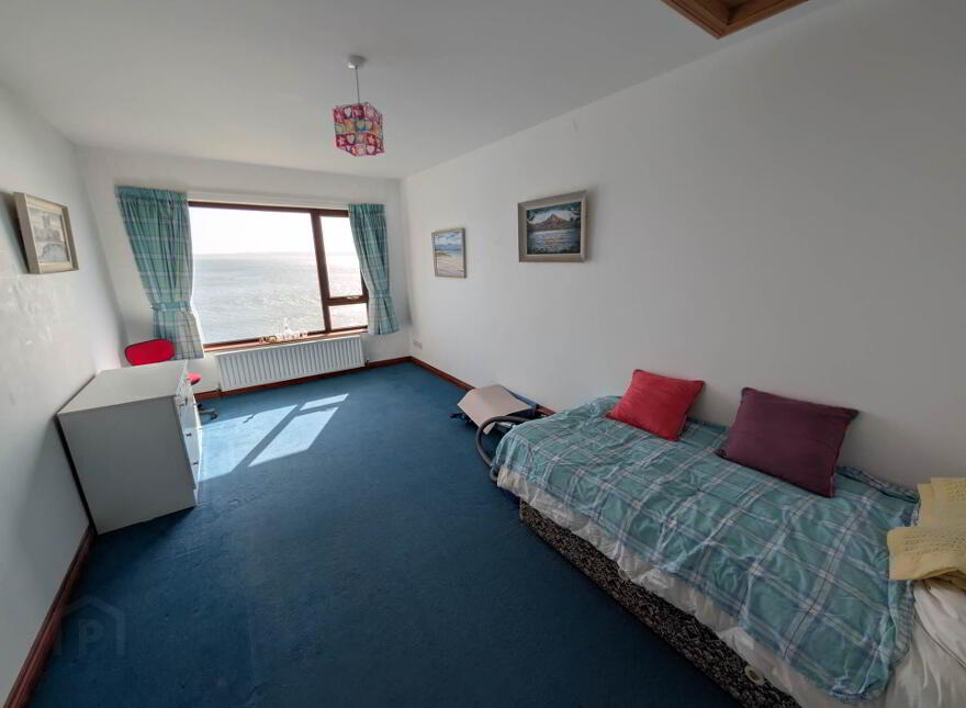 6 Island Park, Carrickfergus, BT38 8TW