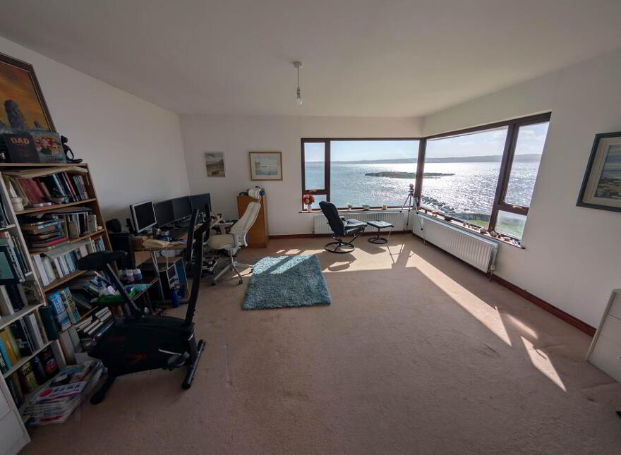 6 Island Park, Carrickfergus, BT38 8TW